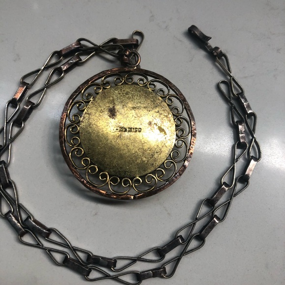 Antique Green Jade necklace set in brass - Picture 3 of 4